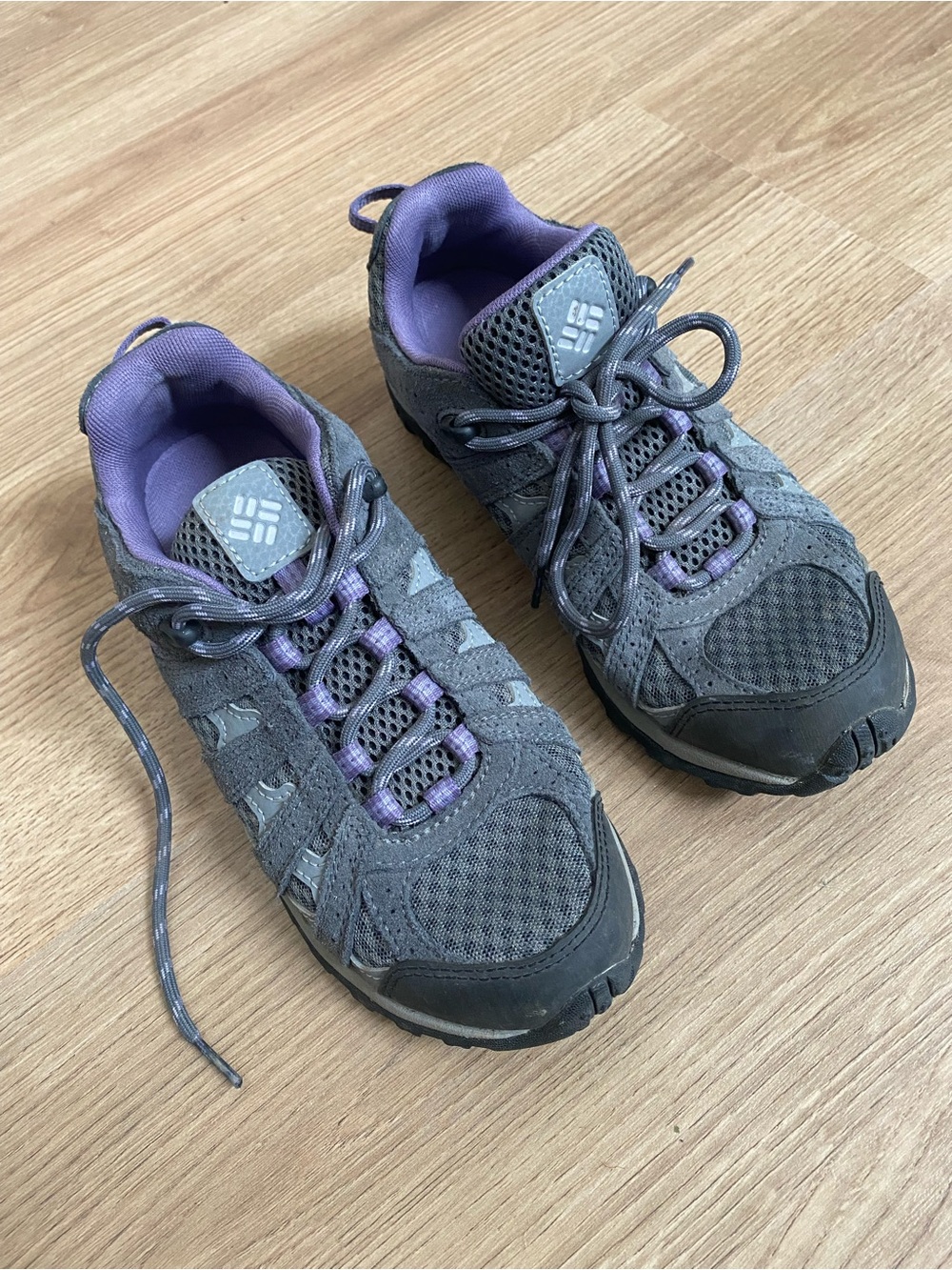 Columbia Redmond Omni Grip Techlite Hiking Shoes, womenโs 7